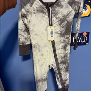 Cozy Charcoal Tie-Dye Kids Footie